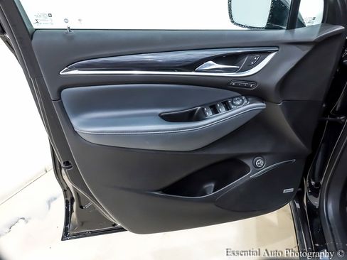 Used 2022 Buick Enclave Premium w/ Experience Buick Package image 27