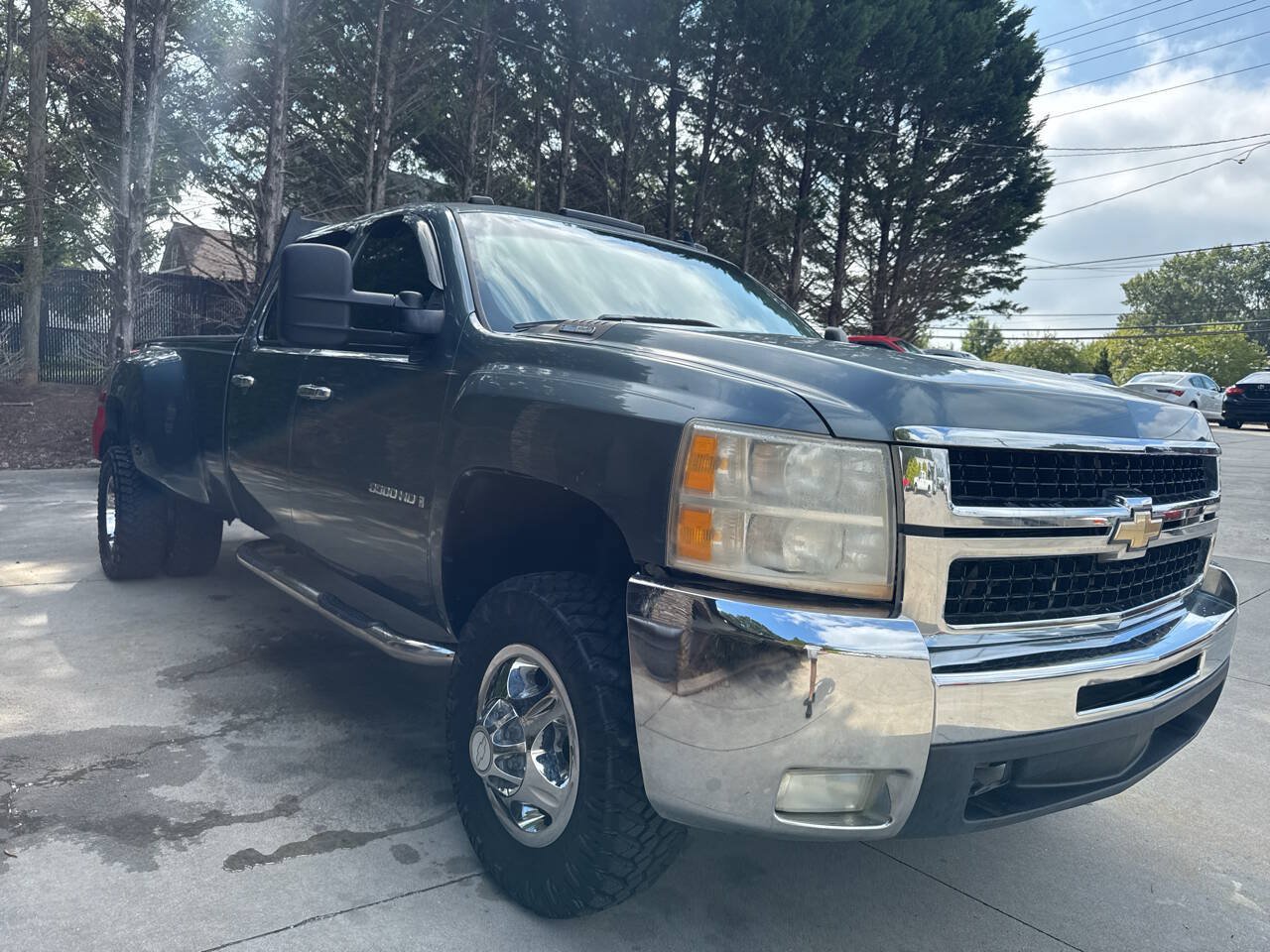 Used 2008 Chevrolet Silverado 3500 LTZ w/ EZ-Lift Tailgate Package AWD/4WD image 6