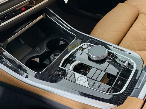 New 2026 BMW X5 xDrive50e w/ M Sport Package image 15