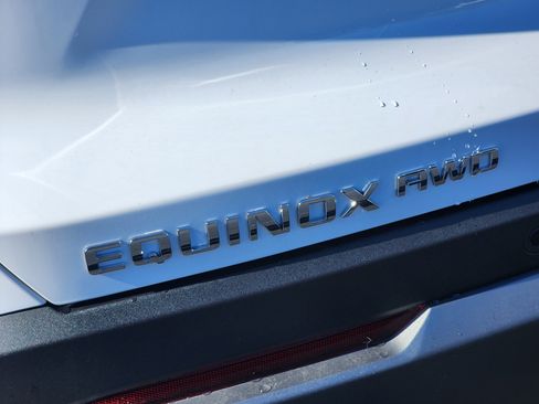 New 2026 Chevrolet Equinox LT AWD/4WD image 11