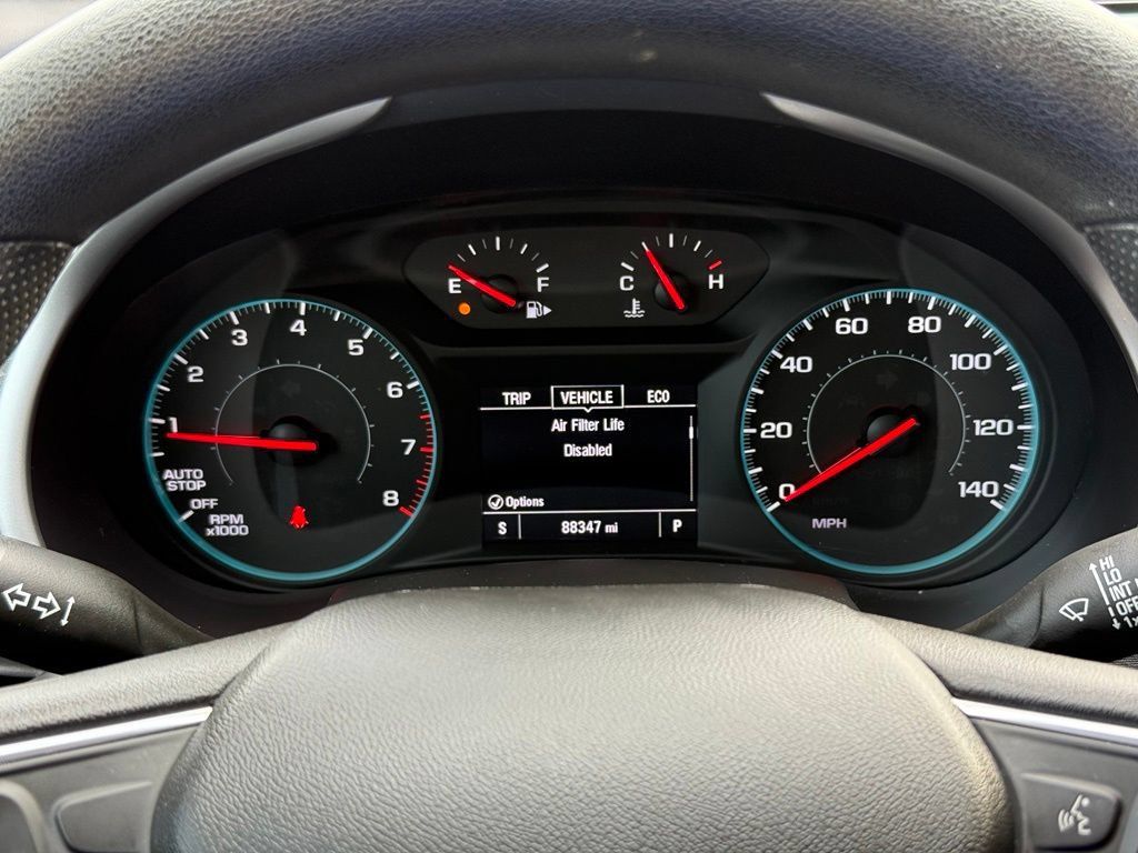 Used 2022 Chevrolet Malibu LT FWD image 9