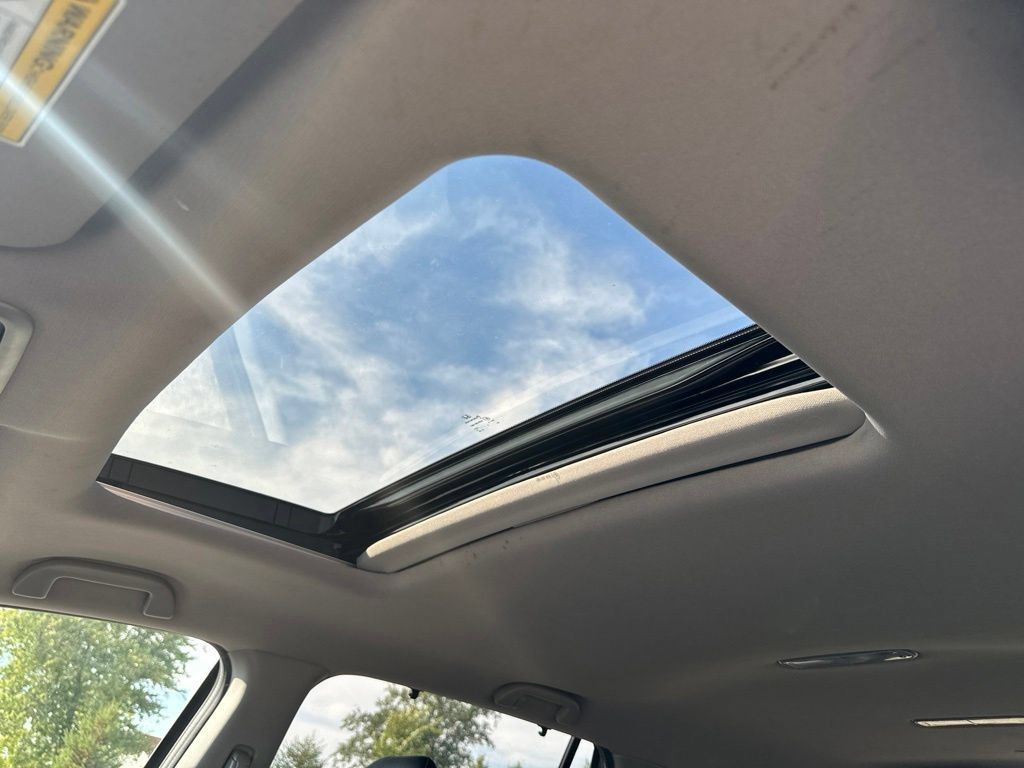 Used 2022 Honda Pilot Special Edition image 5