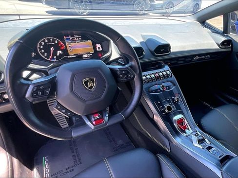 Used 2015 Lamborghini Huracan LP 610-4 AWD/4WD image 13