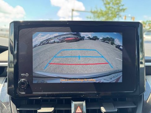 Used 2023 Toyota Corolla LE FWD image 34
