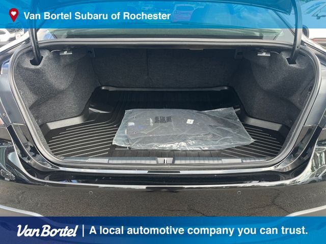 Used 2025 Subaru Legacy Limited AWD/4WD image 28