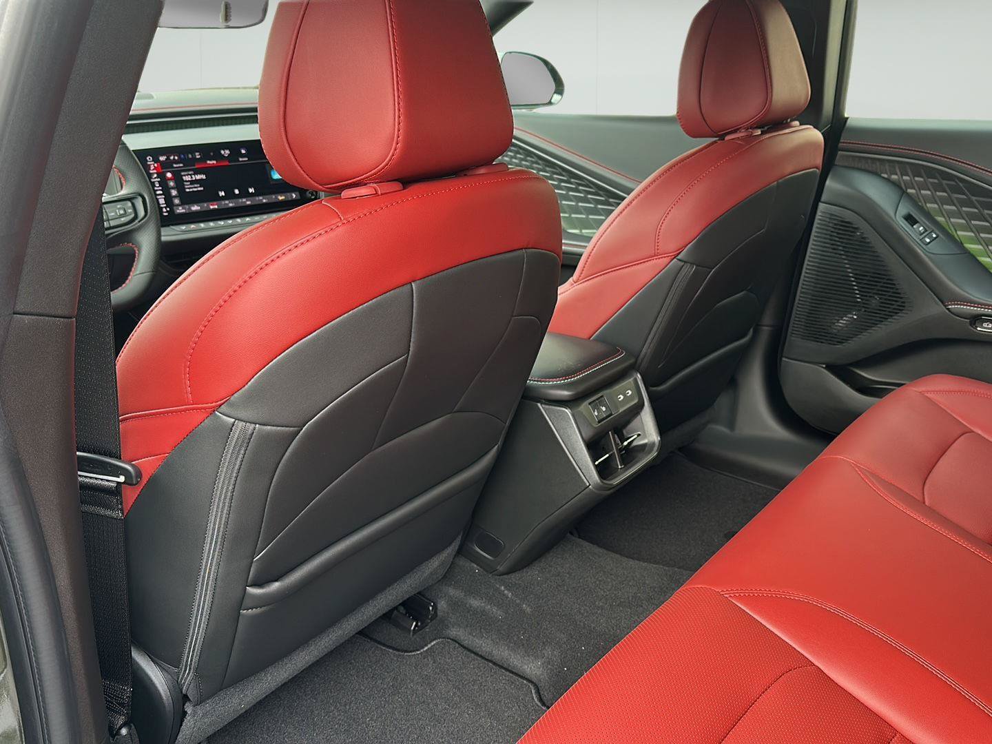 New 2027 Dodge Charger R/T AWD/4WD image 30