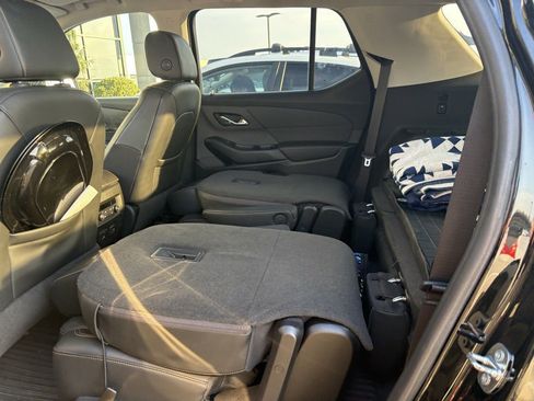 Used 2020 Chevrolet Traverse Premier image 10