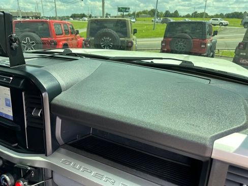Used 2024 Ford F250 XL w/ XL Chrome Package AWD/4WD image 24