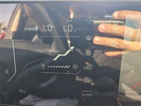 New 2025 Kia K4 EX image 19