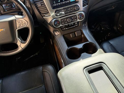 Used 2015 Chevrolet Tahoe LT image 14