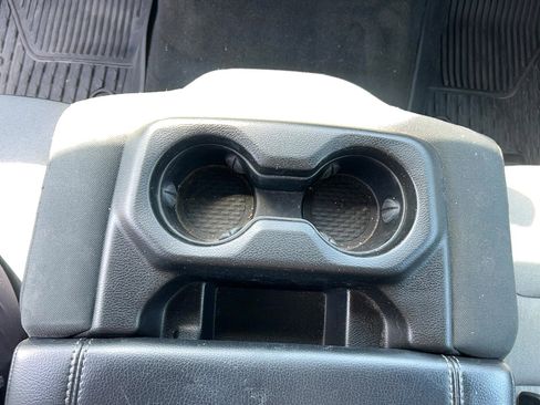 Used 2022 RAM 1500 AWD/4WD image 20