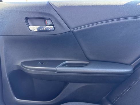 Used 2014 Honda Accord Sport image 14