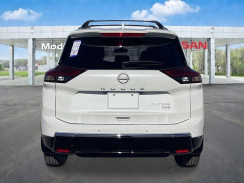 New 2026 Nissan Rogue Platinum AWD/4WD image 4