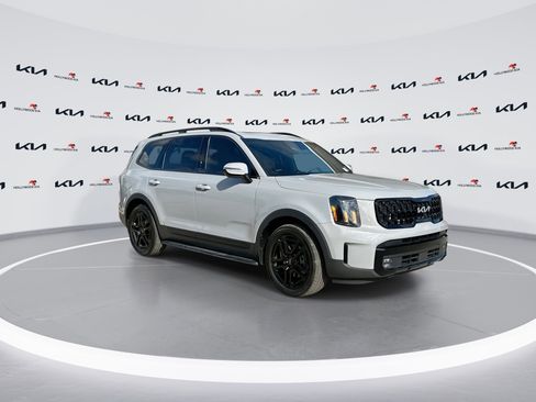 Used 2024 Kia Telluride SX X-Line image 2