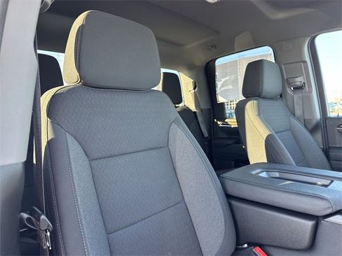 Used 2024 GMC Sierra 2500 SLE w/ SLE Value Package; image 24