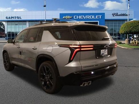 New 2026 Chevrolet Traverse RS w/ LPO, Floor Liner Package AWD/4WD image 5