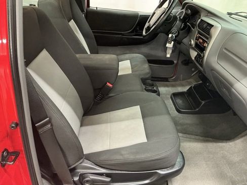 Used 2011 Ford Ranger XLT image 17