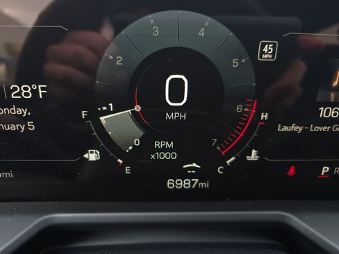 Used 2025 GMC Acadia Elevation w/ Elevation Premium Package image 26