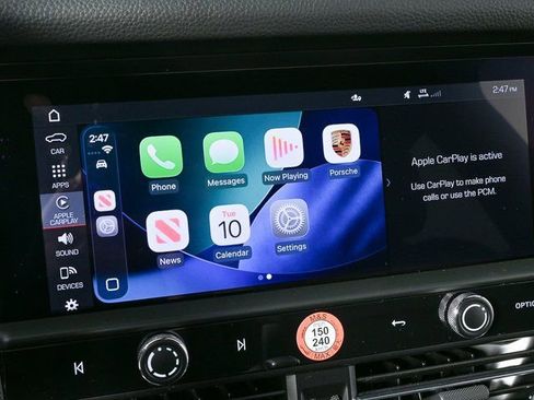 Certified 2025 Porsche Macan image 15