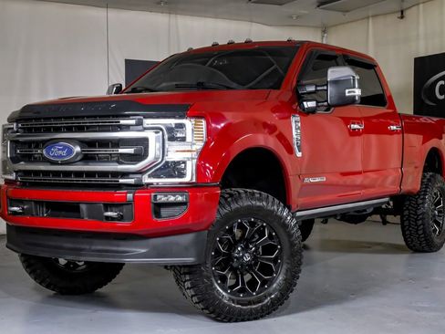 Used 2021 Ford F250 Platinum image 4