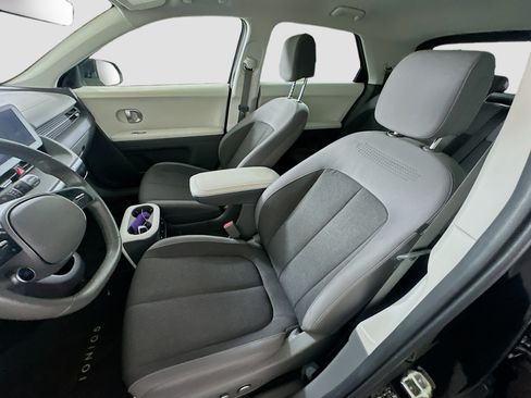 Used 2024 Hyundai Ioniq 5 SEL RWD image 13