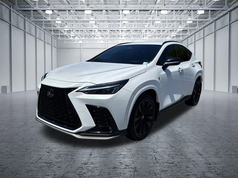 Used 2022 Lexus NX 350 F Sport w/ Towing Package (2000 Lbs) AWD/4WD image 3