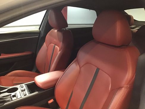 Used 2023 Kia K5 GT-Line image 11