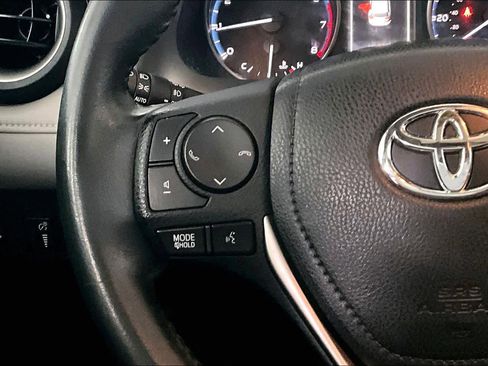 Used 2017 Toyota RAV4 XLE image 24
