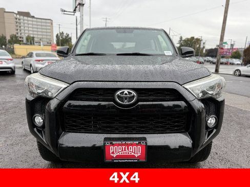 Used 2019 Toyota 4Runner SR5 image 4
