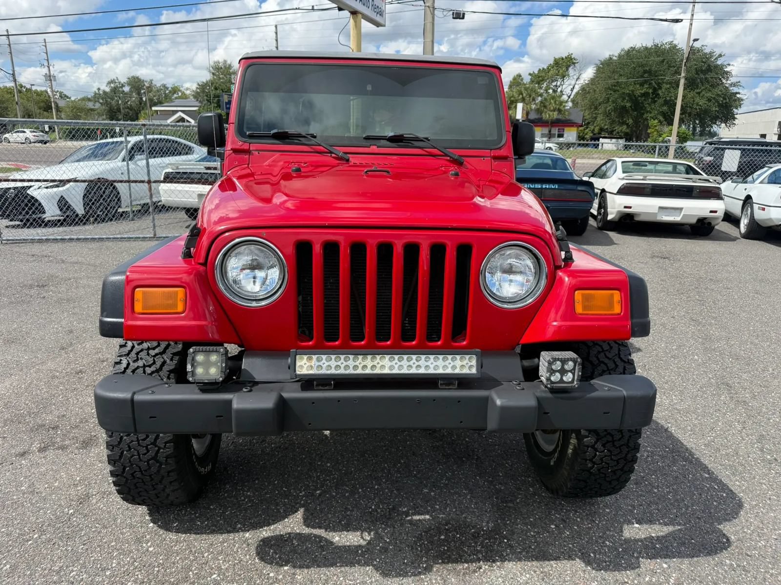 Used 2005 Jeep Wrangler X AWD/4WD image 2