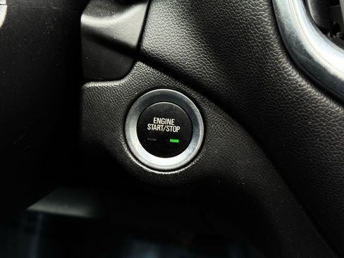 Used 2018 Chevrolet Equinox LT w/ Sun & Infotainment Package image 31