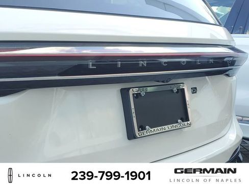 New 2026 Lincoln Nautilus Premier AWD/4WD image 16