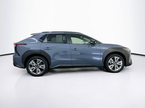 Used 2023 Subaru Solterra AWD image 10