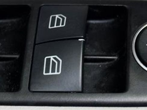 Used 2014 Mercedes-Benz CLA 250 4MATIC image 43