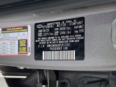 Used 2023 Hyundai Elantra SEL FWD image 29