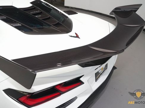 Used 2026 Chevrolet Corvette ZR1 w/ ZR1 Carbon Fiber Aero Package image 8