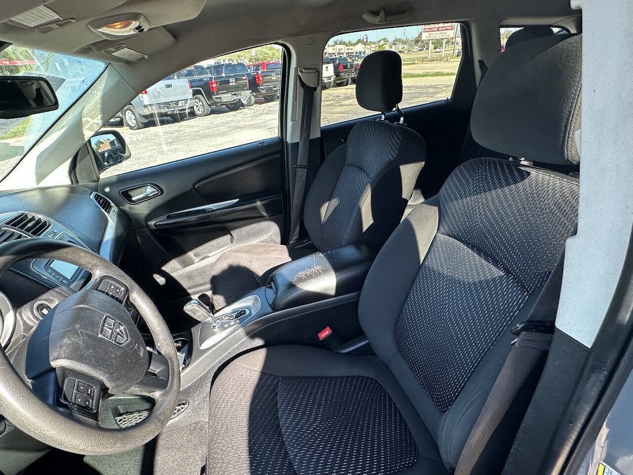 Used 2019 Dodge Journey SE FWD image 10