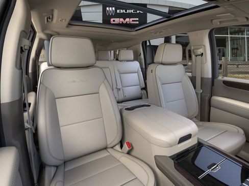 New 2026 GMC Yukon XL Denali w/ Denali Reserve Package AWD/4WD image 16