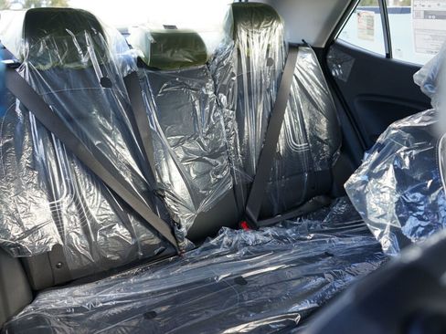 New 2025 Hyundai Venue Limited image 21