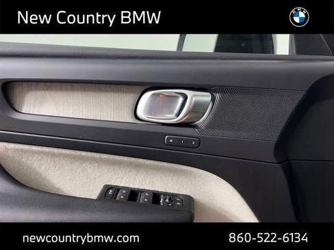 Used 2019 Volvo XC40 T5 Inscription AWD/4WD image 9