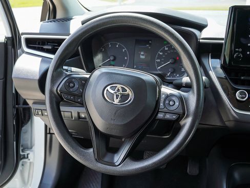 Certified 2025 Toyota Corolla LE w/ LE Premium Package AWD/4WD image 31