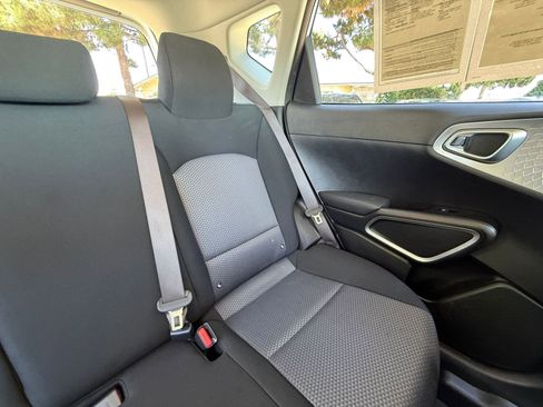Used 2025 Kia Soul LX w/ LX Technology Package image 33