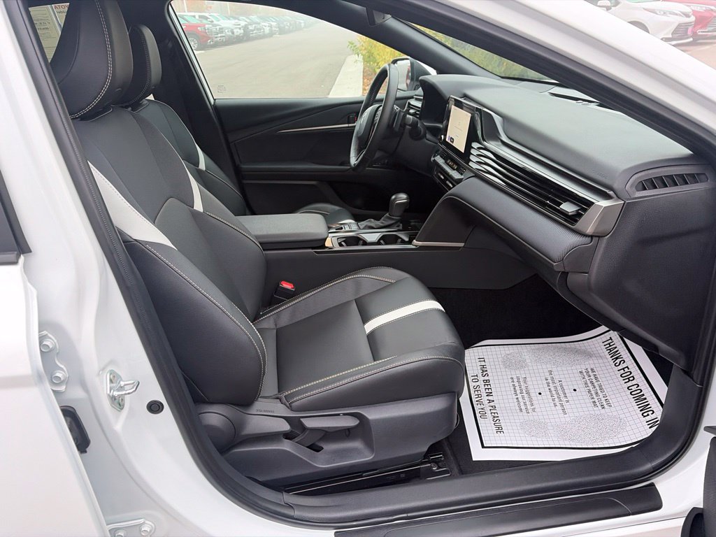 Used 2026 Toyota Camry SE w/ Convenience Package AWD/4WD image 13
