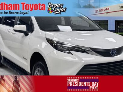 Used 2026 Toyota Sienna LE