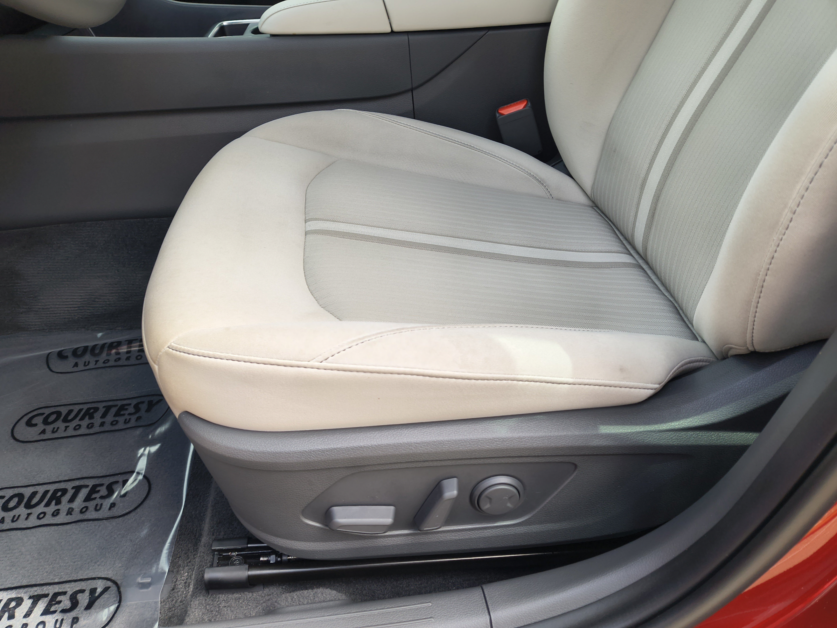 Certified 2025 Hyundai Sonata SEL FWD image 19