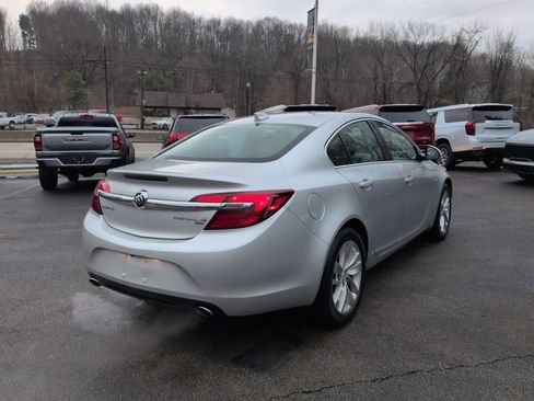 Used 2016 Buick Regal AWD image 7