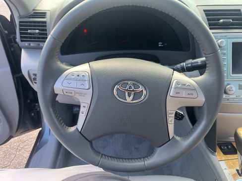Used 2007 Toyota Camry XLE FWD image 32