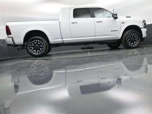 New 2026 RAM 2500 Limited image 37