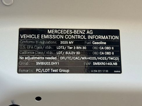 Certified 2025 Mercedes-Benz GLC 300 4MATIC image 21