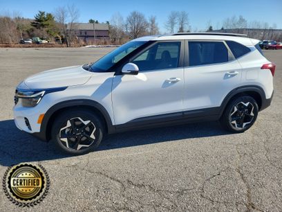 Used 2024 Kia Seltos EX
